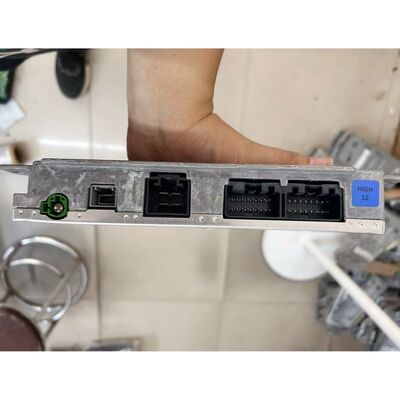 自動車ランドローバー ジャグア カーパワーアンプ JPLA-19C164-BE オーディオ AMP コントローラー AUD4-12